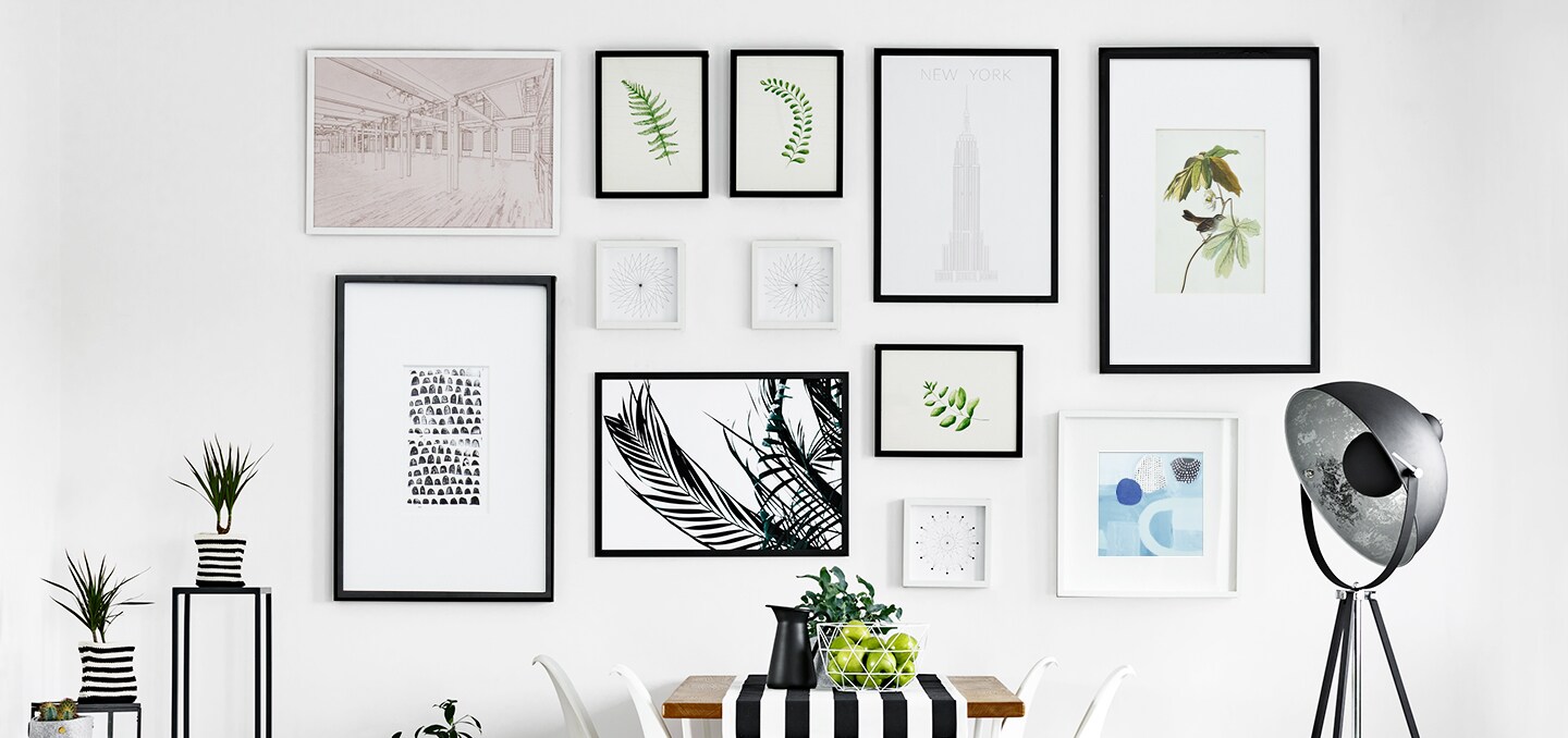 collage of picture frames on wall idea
