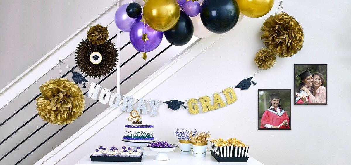 DIY ideas for graduation party from Command
