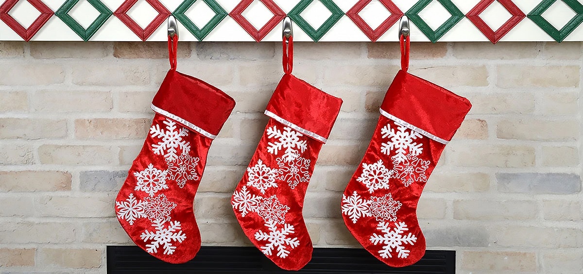 christmas stocking holder for wall
